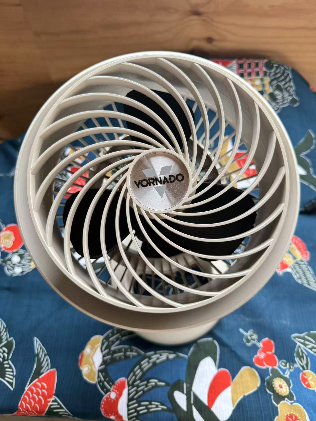 空気循環器 ホワイト (12~30畳用）現品のみ